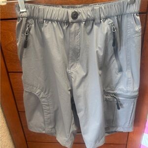 VAYAGER Women's Lightweight Quick Dry Cargo Shorts Size Small EUC